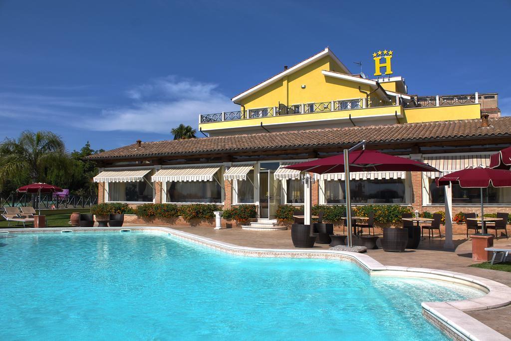 Hotel Villa Tirreno Тарквиния Экстерьер фото