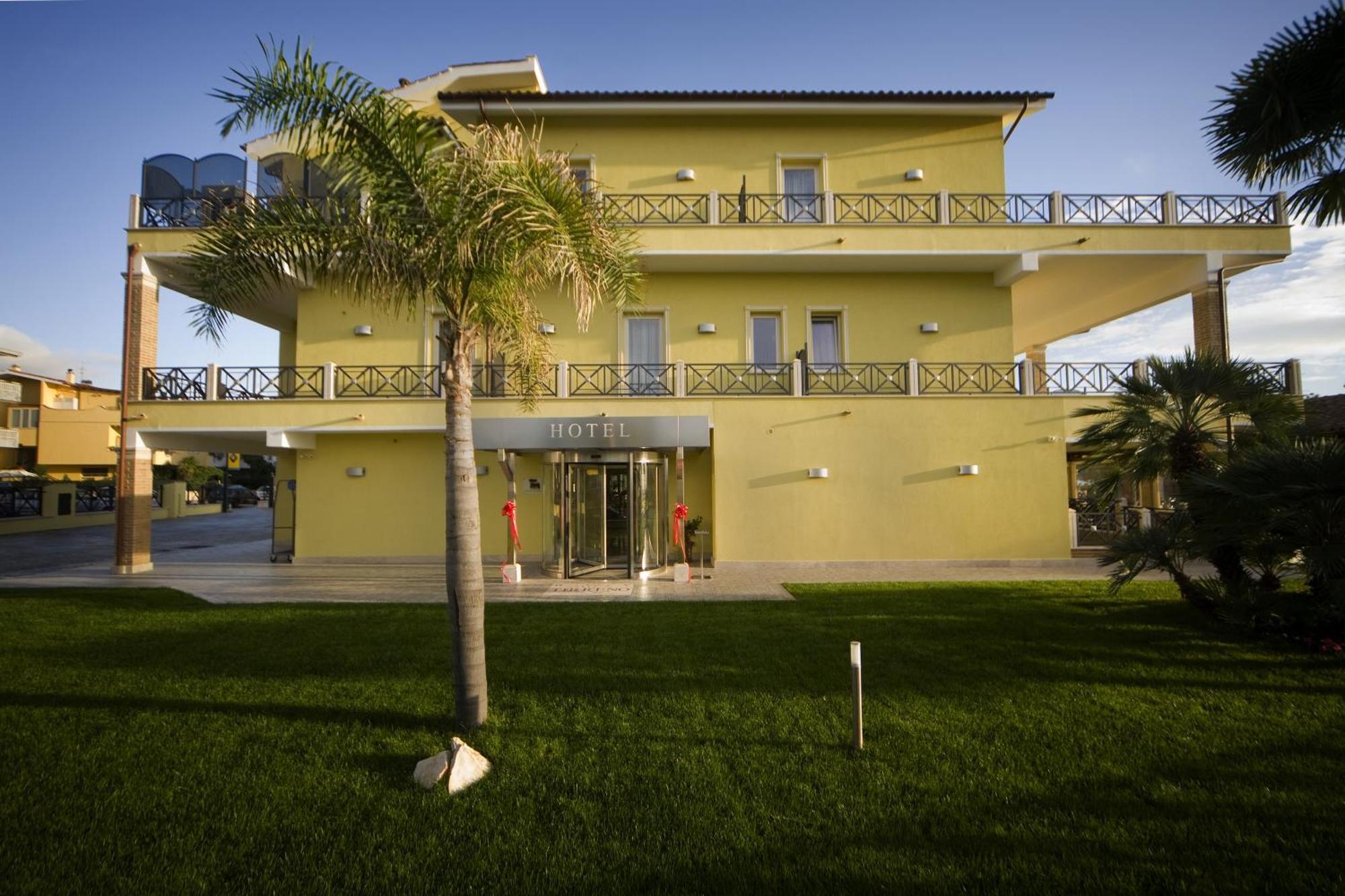 Hotel Villa Tirreno Тарквиния Экстерьер фото