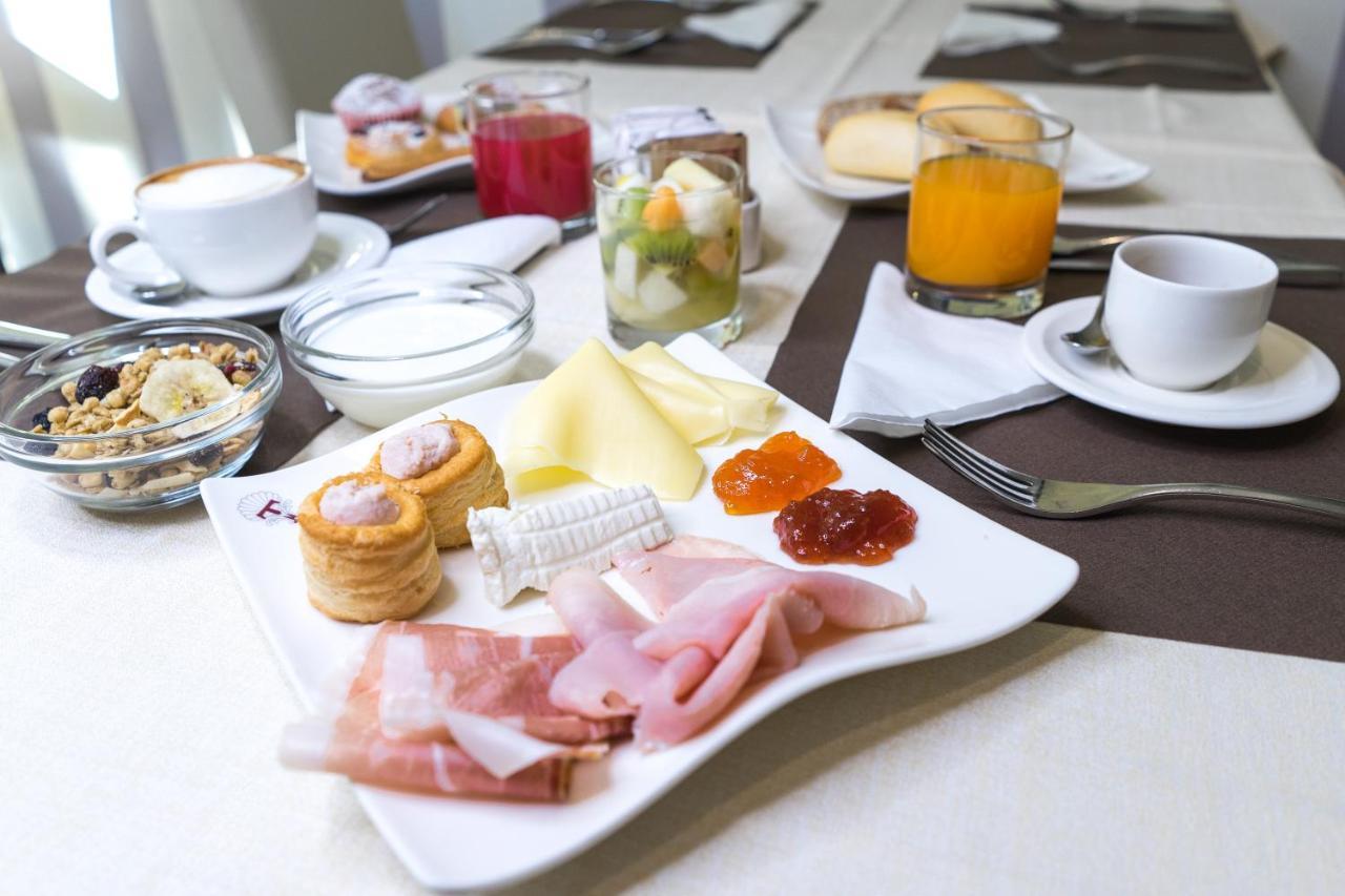 Hotel Villa Tirreno Тарквиния Экстерьер фото